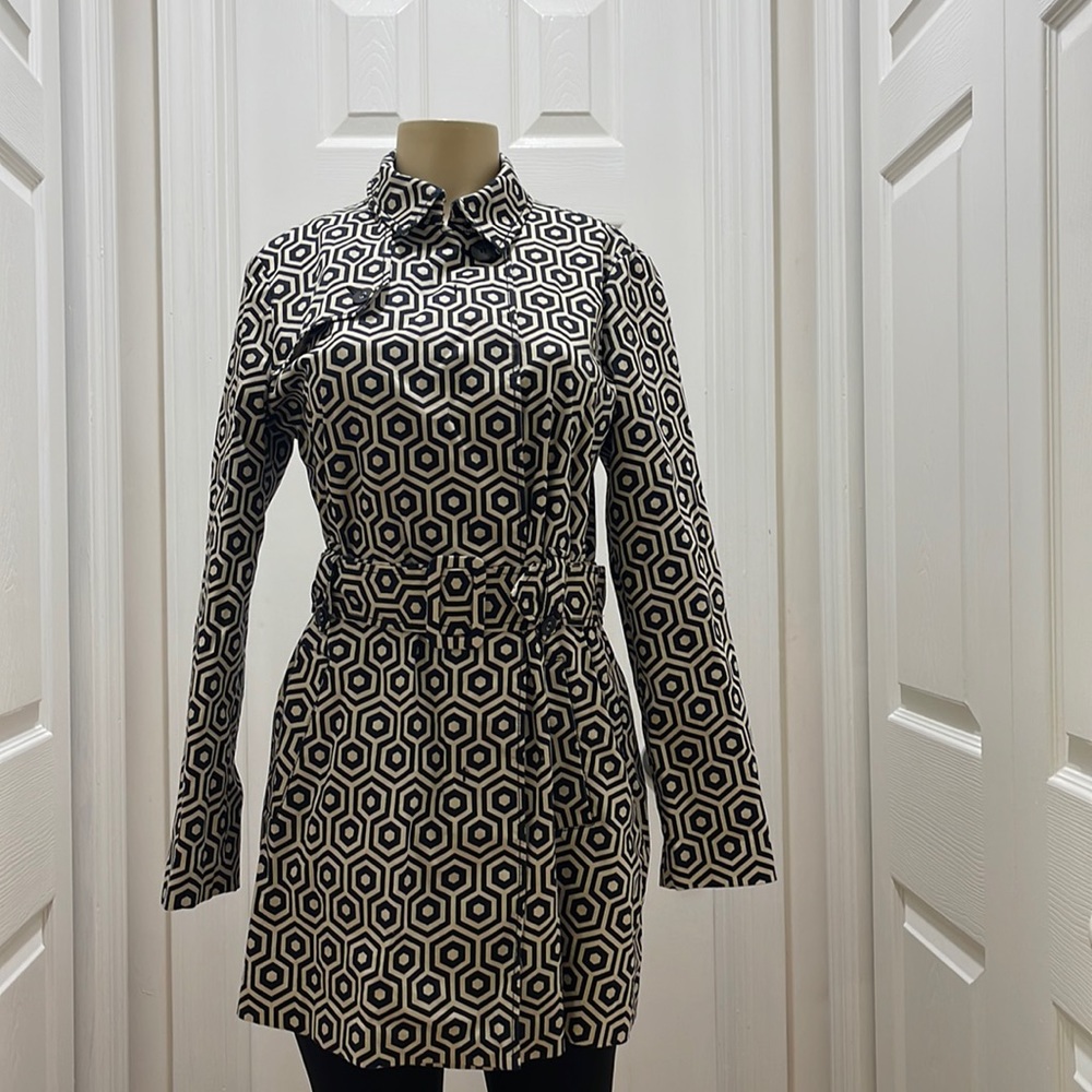 Liz Claiborne Women's Black and gold Belted  Jacket Fashion Light Trench Size L